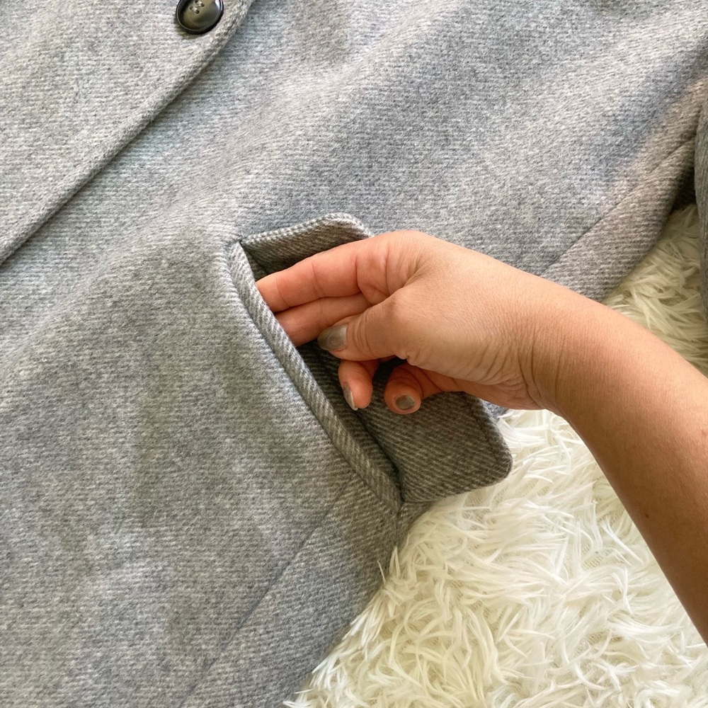 Coat - Picture 9 of 14
